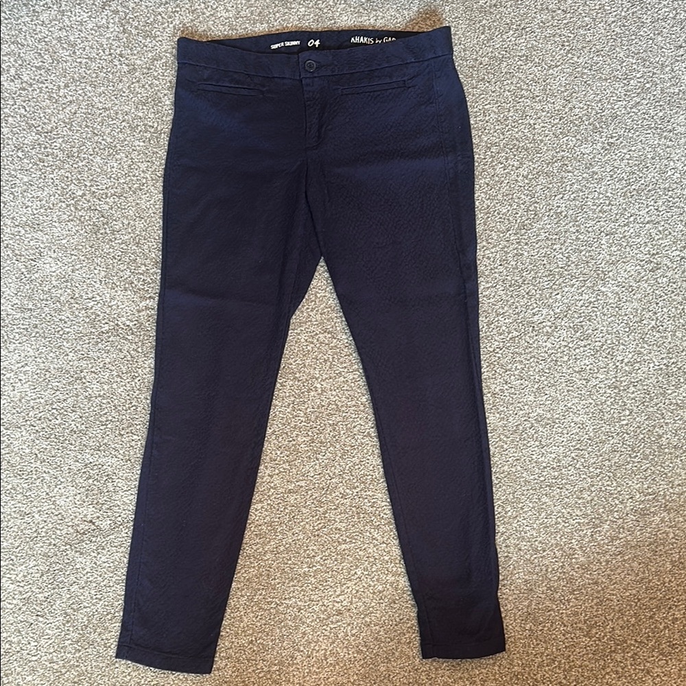 GAP Women’s Super Skinny Khakis in Textured Deep Blue Size 4